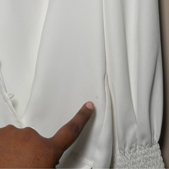 L'AGENCE Ivory Enzo Cross Front Blouse Smocked Cuffs Size XXS - Picture 7 of 16